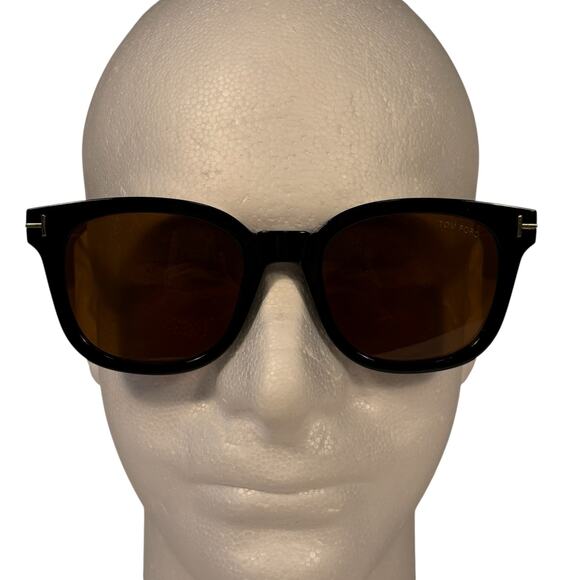 Tom Ford TF542-K Sunglasses Black Frame Brown Lenses Made in Italy 52-21 145 Tom Ford Holt-02 Sunglasses FT1302 52R Dark Havana - eye-oo.com main image 4